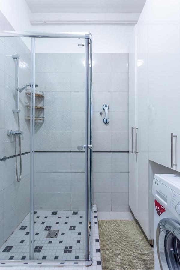 Goldcentral Apartment Grand Boulevard Budapest Luaran gambar